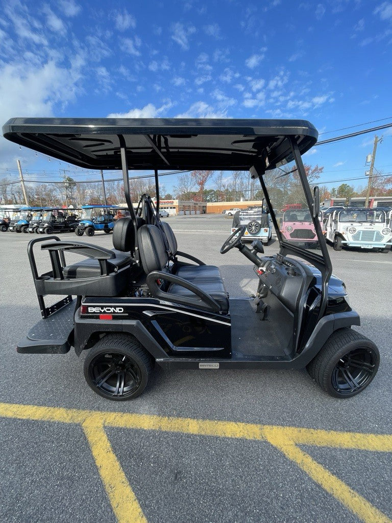 2023 Bintelli Beyond Lithium 105AH Street Legal Golf Cart